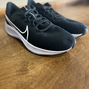 Nike Air Zoom Pegasus 38 Black White Running Shoes CZ1901-001 Men's Size 9